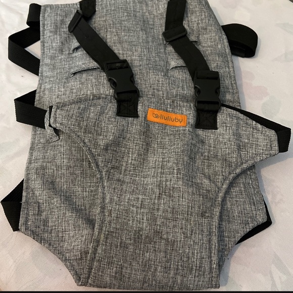 llulluby Fabric Baby Portable High Chair - Picture 2 of 4